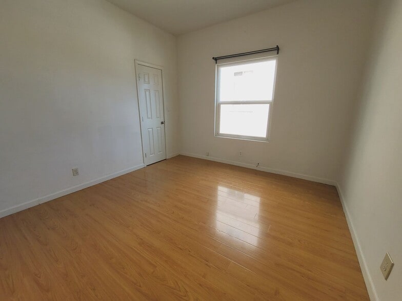 Building Photo - 3933 Woolwine Dr