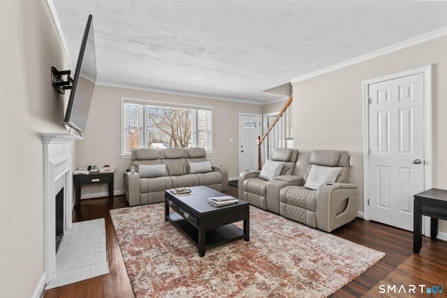 Building Photo - 159 Ridgewood Rd