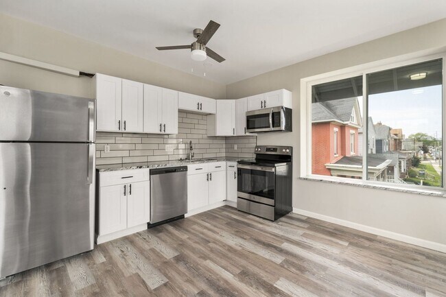 Building Photo - 741 Sullivant Ave