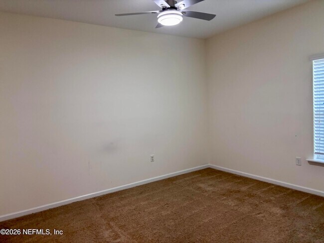 Building Photo - 15730 Spotted Saddle Cir