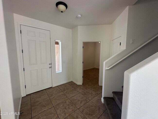Building Photo - 7430 S 27th Way