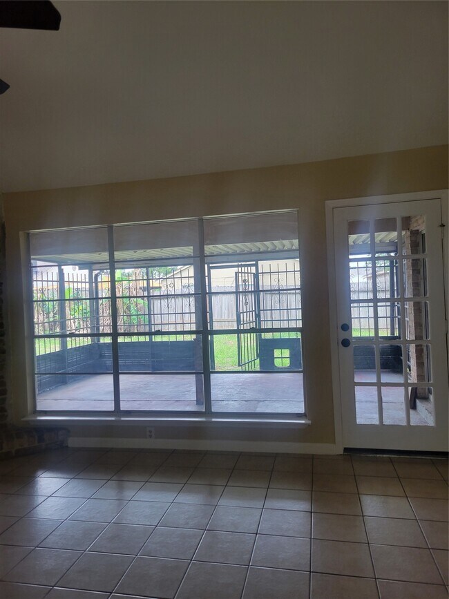 Building Photo - 19330 Cypress Bay Dr