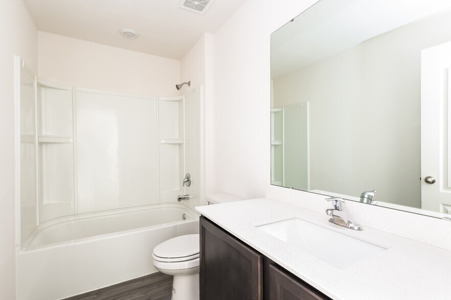 Building Photo - 149 Big Black Dr