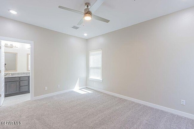 Building Photo - 15120 Design Ct
