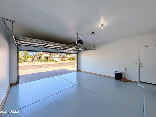 Building Photo - 3028 N 109th Ave