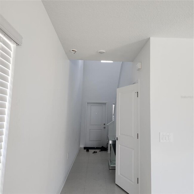 Building Photo - 5838 Le Marin Wy