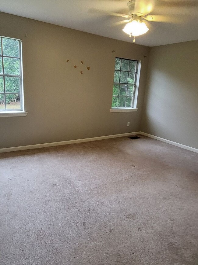 Building Photo - 210 22nd St N