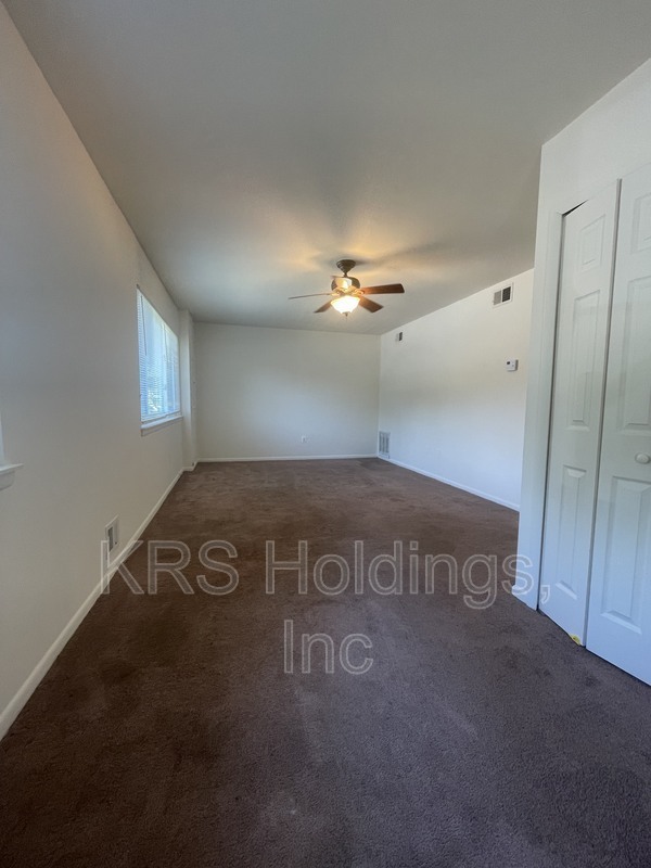 Building Photo - 3828 Miramonte Pl