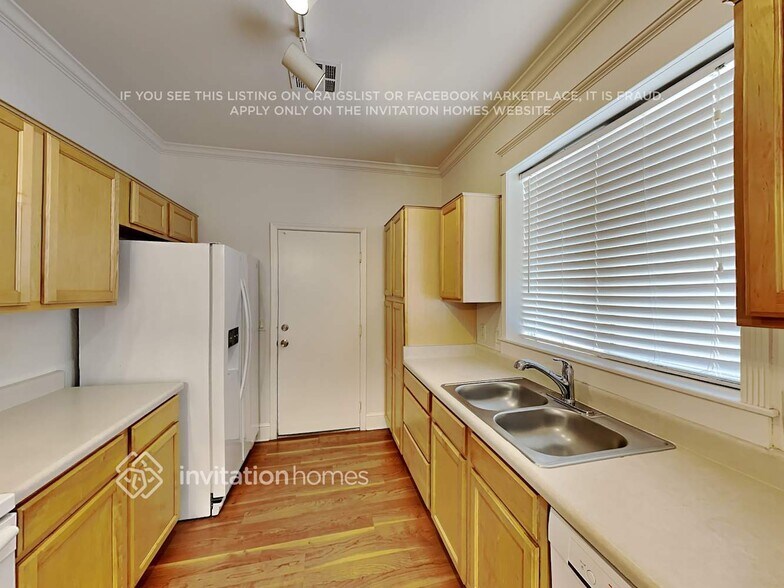 Building Photo - 8741 E Kiva Ave