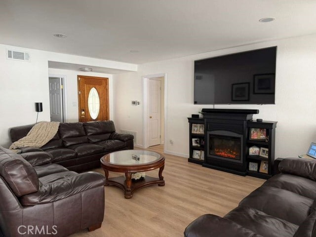 Building Photo - 6601 Woodlake Ave