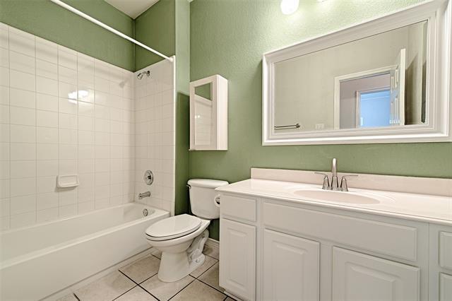Building Photo - 9378 Park Garden Dr