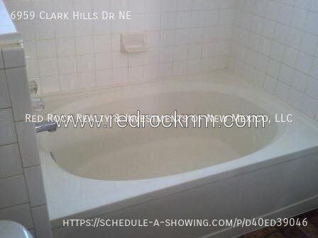 Building Photo - 6959 Clark Hills Dr NE