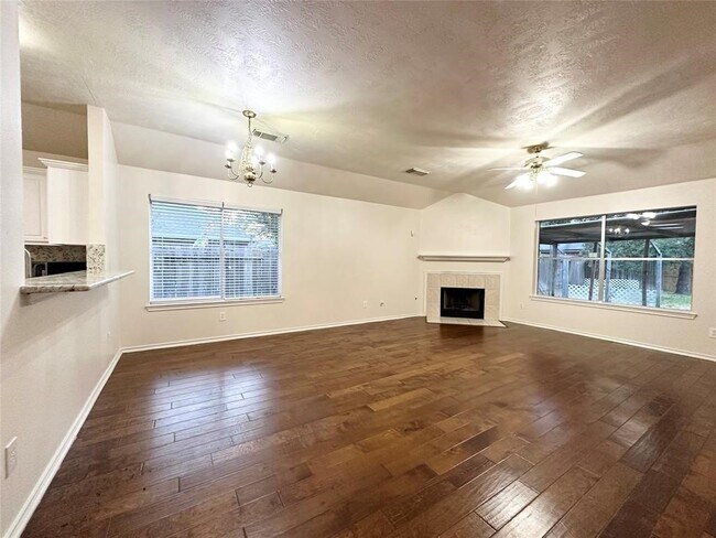 Building Photo - 13130 Eldridge Meadow Dr