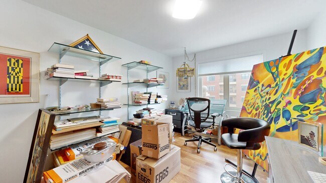 Building Photo - 5000 Oakton St
