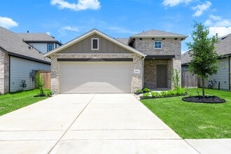 Building Photo - 4519 Pinehurst Trce Dr