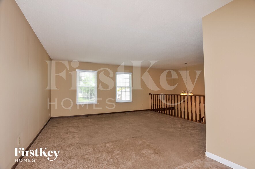 Building Photo - 2605 Westminister Dr