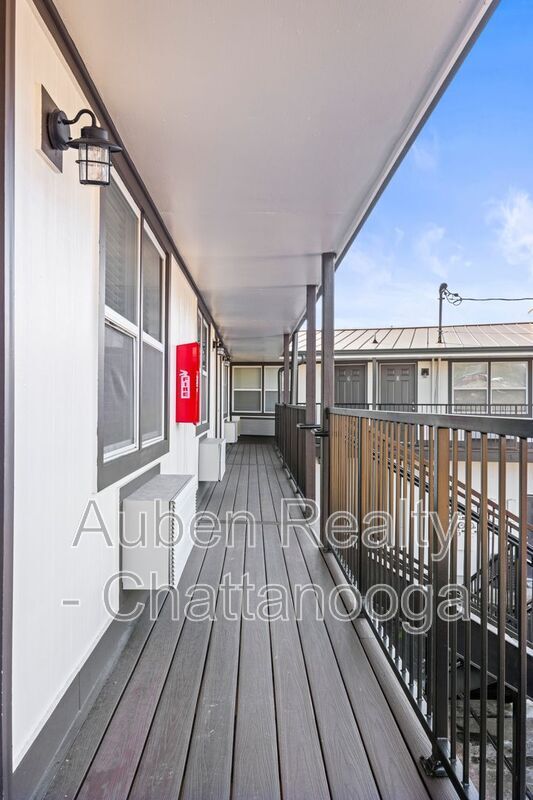 Building Photo - 5519 HIGHWAY 153 APT I