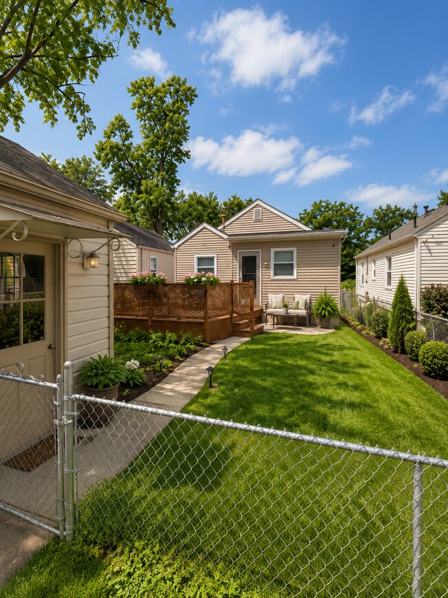 Building Photo - 4403 Gatewood Ave