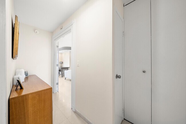 Building Photo - 7855 JFK Blvd E
