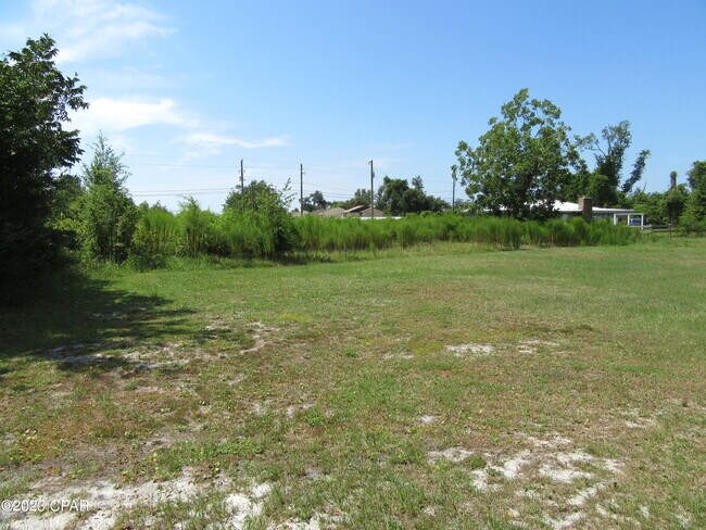 Building Photo - 5414 Manzonita Dr