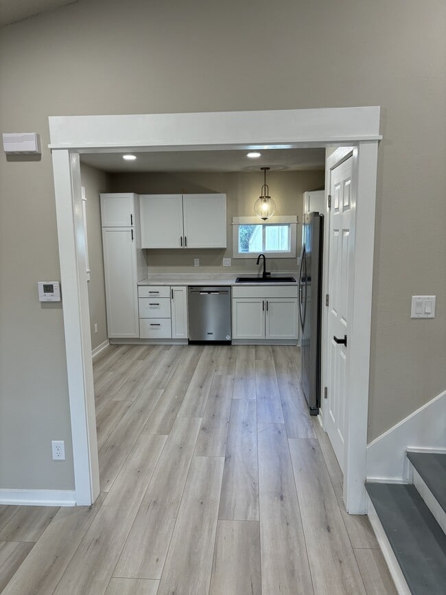 Building Photo - 209 N 22nd St