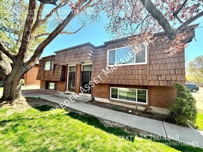 Building Photo - 722 E 3700 S