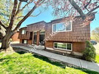 Building Photo - 722 E 3700 S