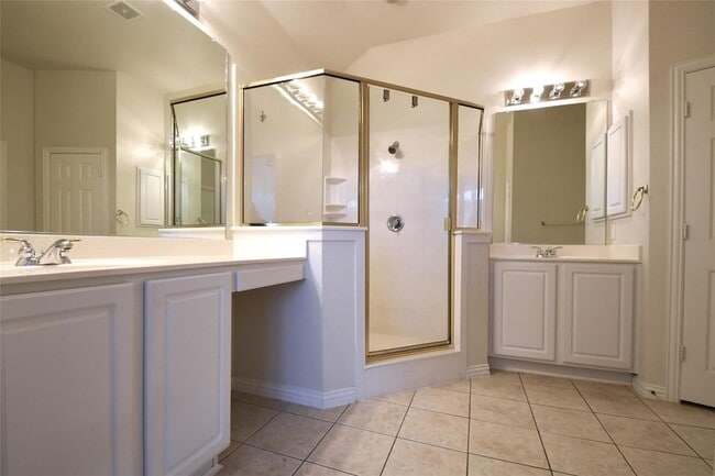 Building Photo - 1380 Sagebrook Dr