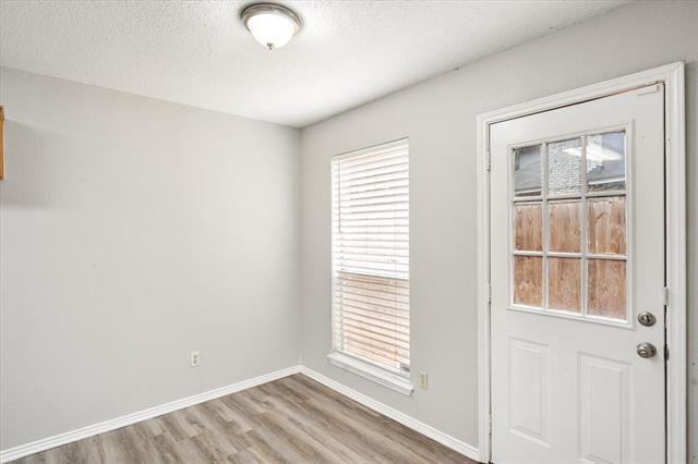 Building Photo - 1217 Hidden Creek Dr