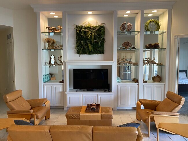 Building Photo - 5113 Inagua Way