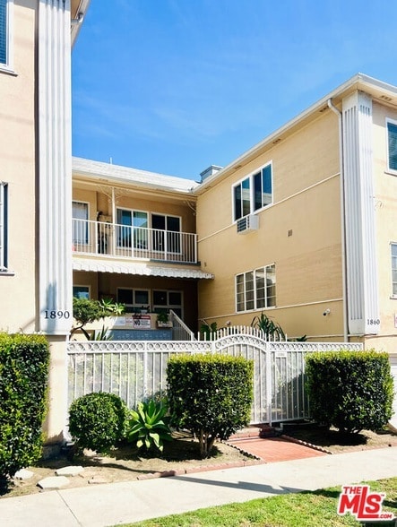 Building Photo - 1876 Alexandria Ave