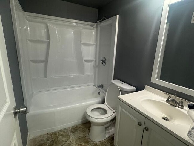 Building Photo - Charming 4bed/2Bath