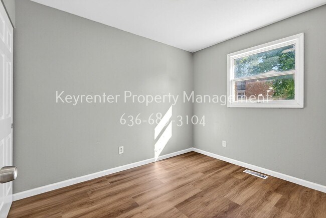Building Photo - 3313 Droste Rd