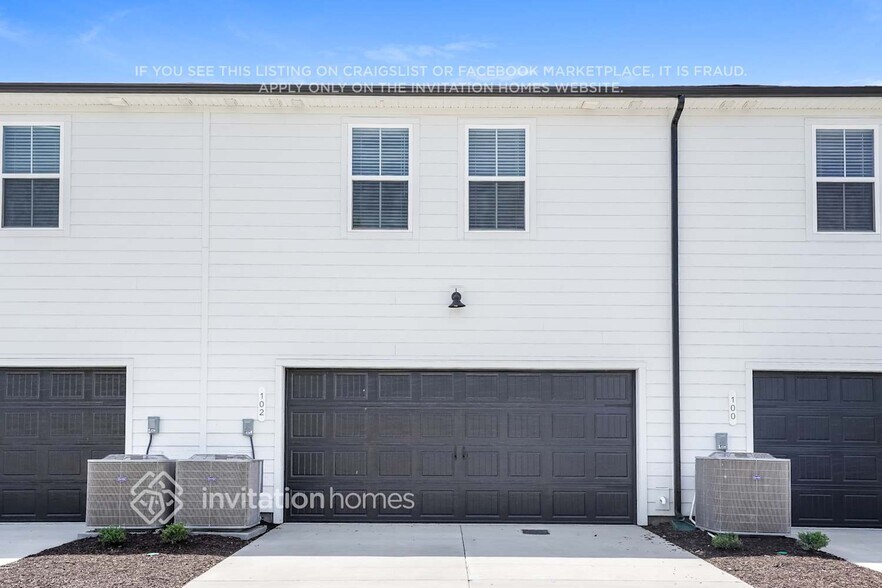 Building Photo - 102 Maybrook Dr