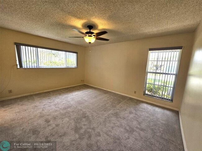 Building Photo - 11327 Little Bear Dr