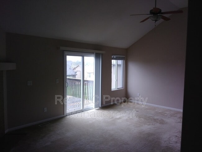 Building Photo - 11624 N Manning Ave
