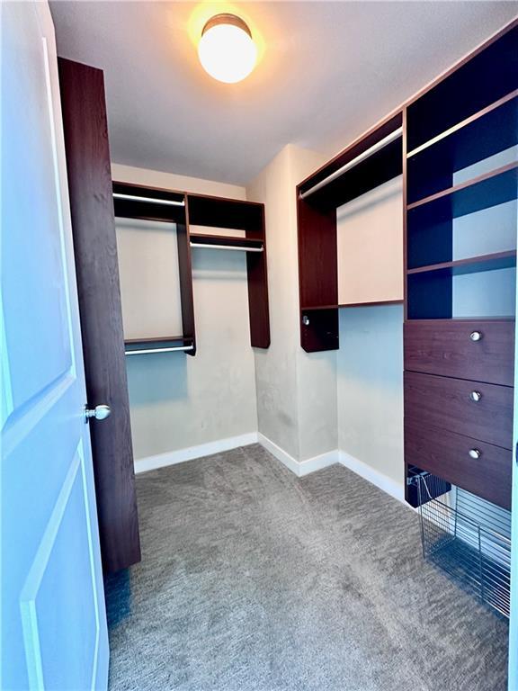 Building Photo - 3338 Peachtree Rd NE