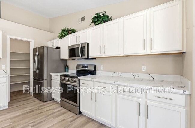 Building Photo - 2163 S Tucana Ln