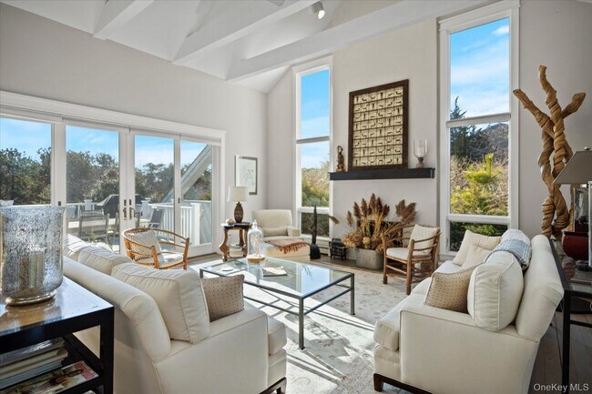 Building Photo - 61 Seabreeze Ln