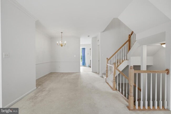 Building Photo - 2449 Clover Field Cir
