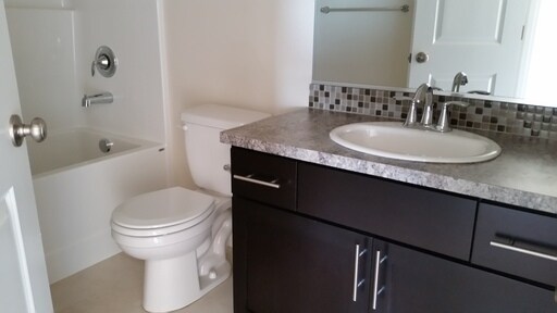 Building Photo - Contemporary Bethany Home on Corner Lot Available Mid December Quick Access to PCC, Nike, Intel