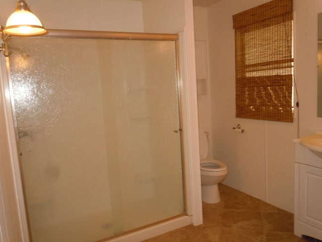 Building Photo - Country Living on Beautiful Melrose Ranch