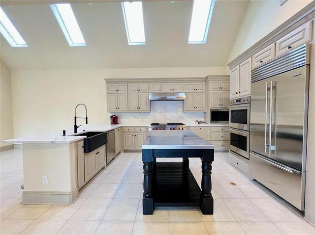 Building Photo - 14749 Celestial Pl