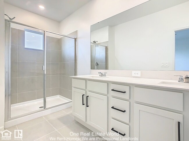 Building Photo - 2971 Maloof Dr