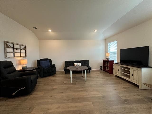 Building Photo - 1329 Skyline Dr