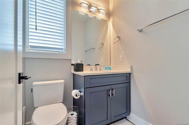 Building Photo - 7132 Fain Park Dr