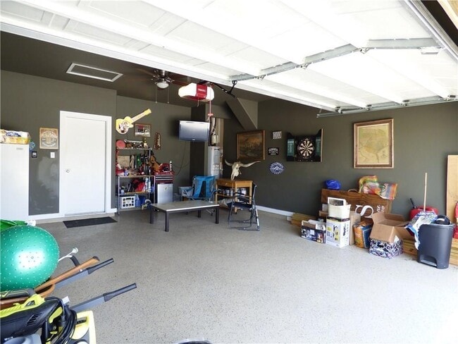 Building Photo - 408 Sierra Mar Lp