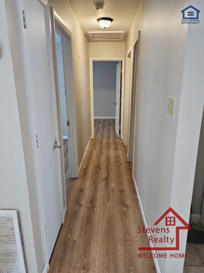 Building Photo - 2006 Flagler Rd