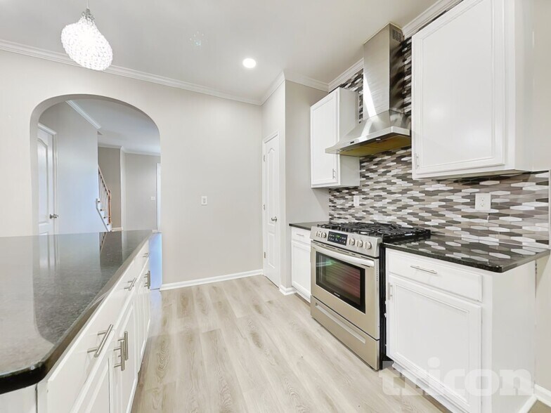 Building Photo - 1219 Falls Creek Ct
