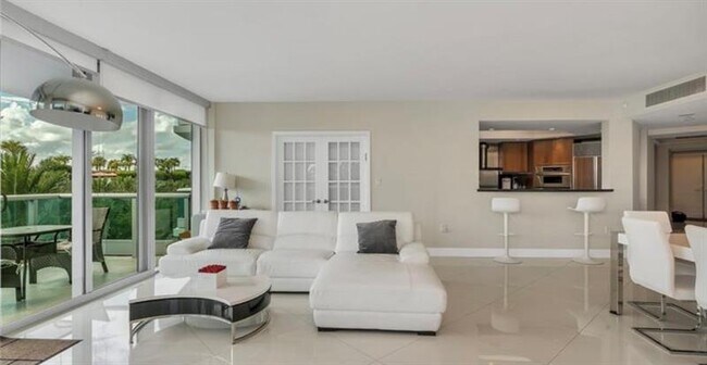 Building Photo - 9401 Collins Ave